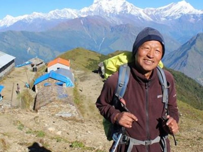 ‘लाहुरे’को समाजसेवा